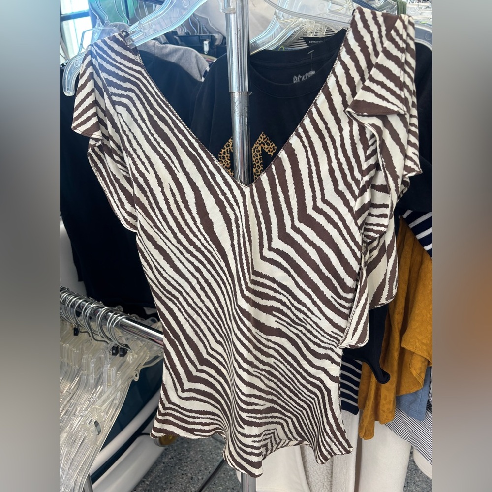 Zebra-Print V-Neck Ruffle Sleeve Top - Brown & White